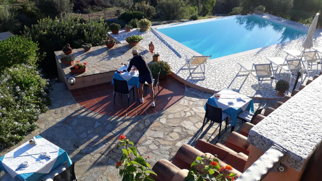 Pensión Li Muntigeddi 3*